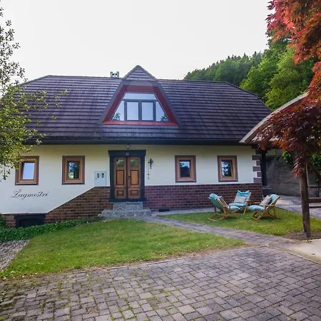 Estate Zagmestri Ljubno