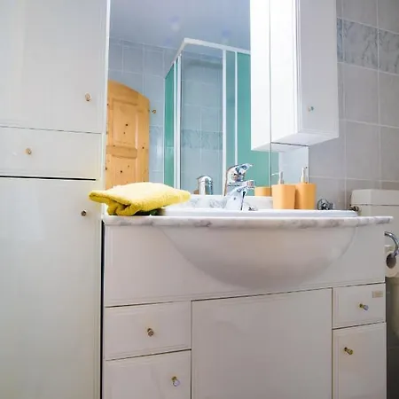 Dom wakacyjny Estate Zagmestri *