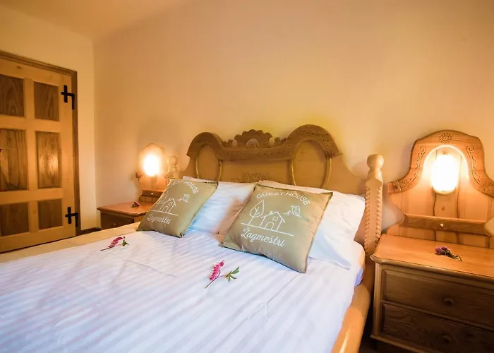 Semesterbostad Estate Zagmestri *